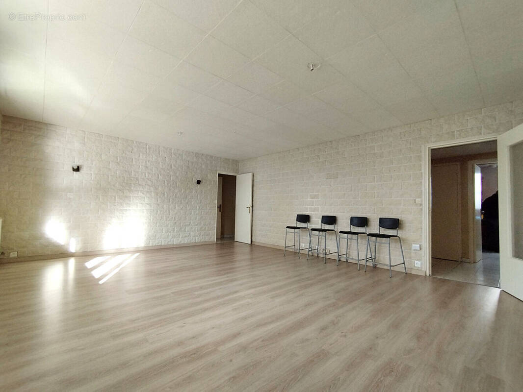 Appartement à SAINT-PIERRE-DES-CORPS