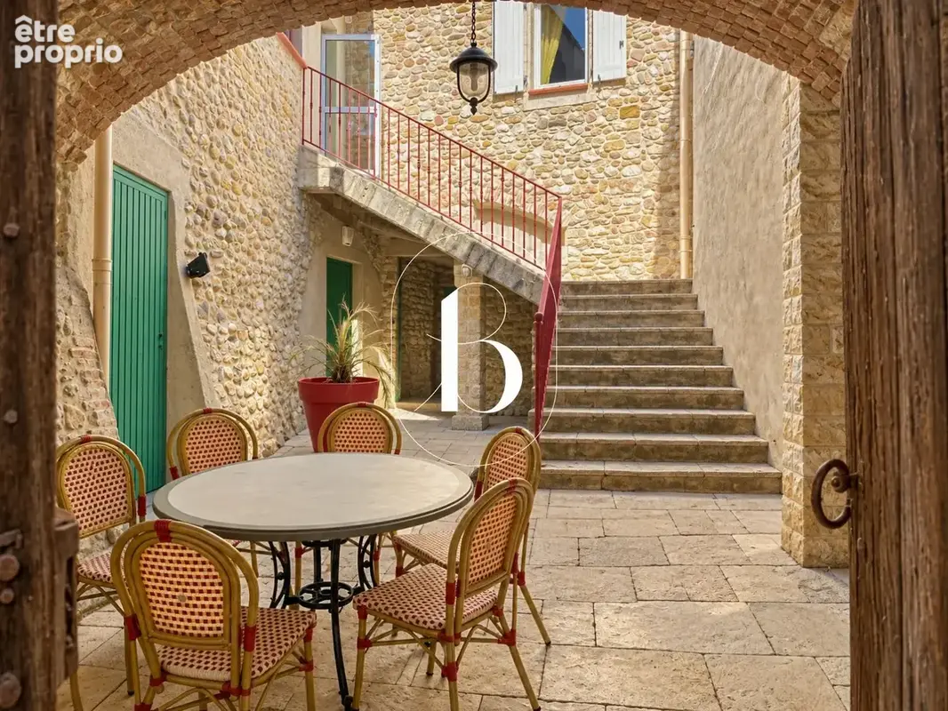 Photo Maison à Barjac au prix de 275 000€