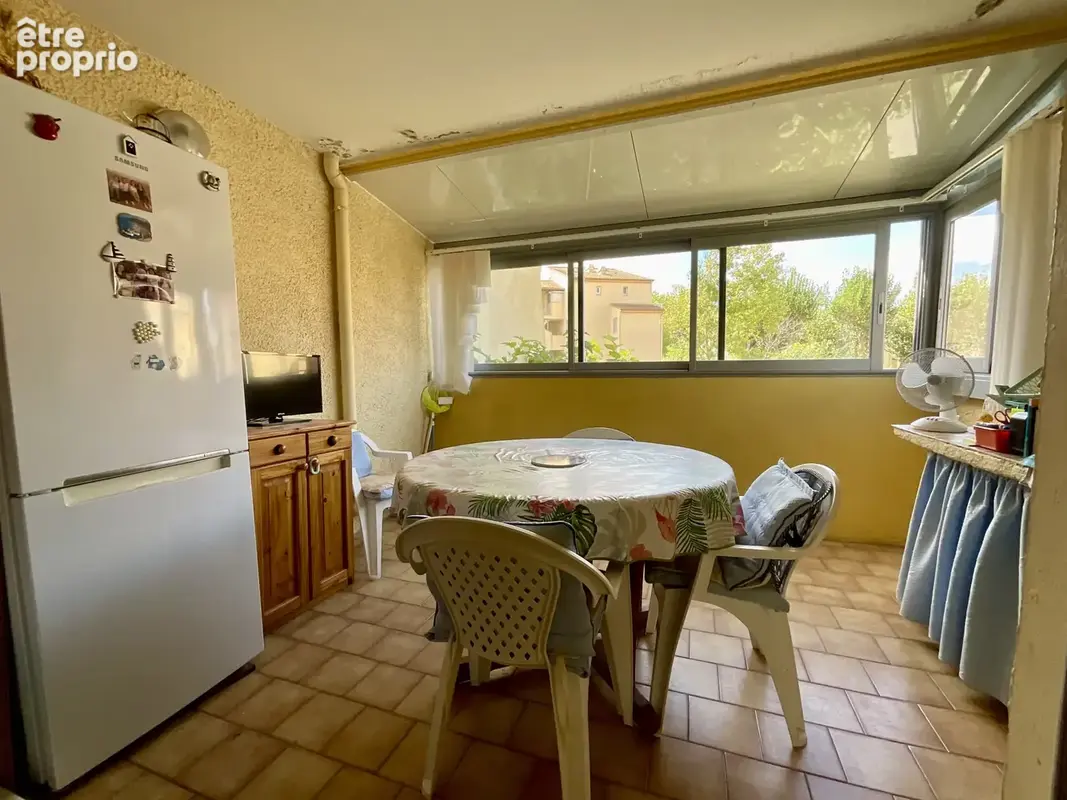 Studio avec loggia et place de parking - photo 5