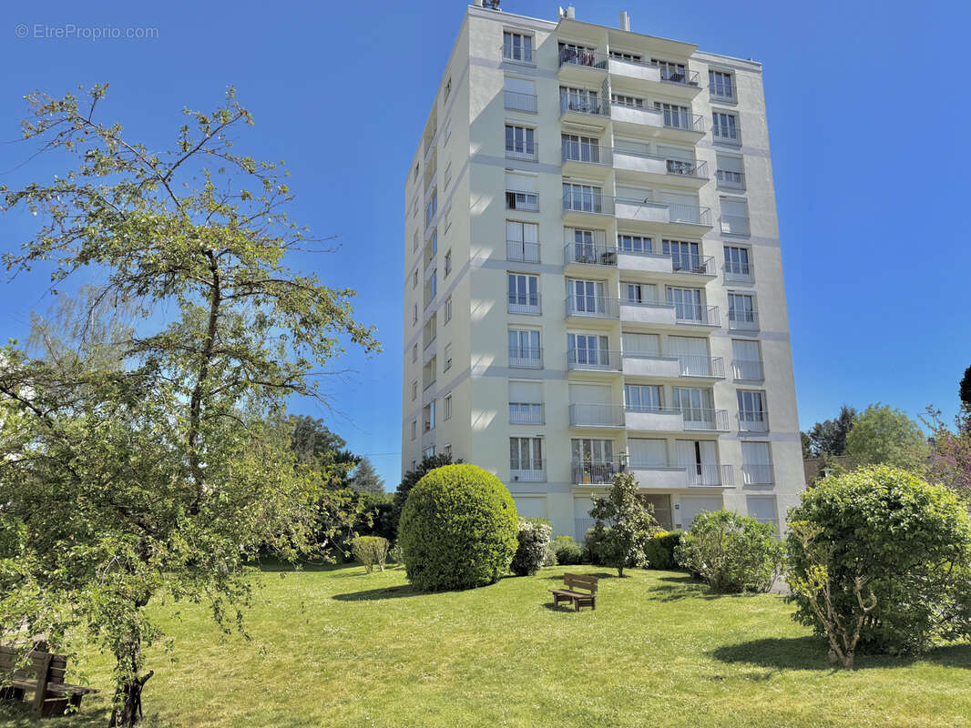 Appartement à OLIVET