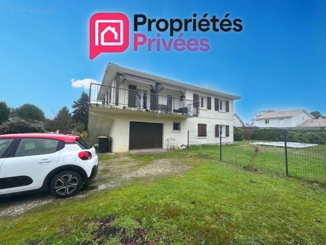 DEPT 33 - CESTAS BOURG - Maison Cestas 6 pièce(s) 162 m2, terrasse de18m2, garage, jardin de 931m2 avec piscine - photo 5