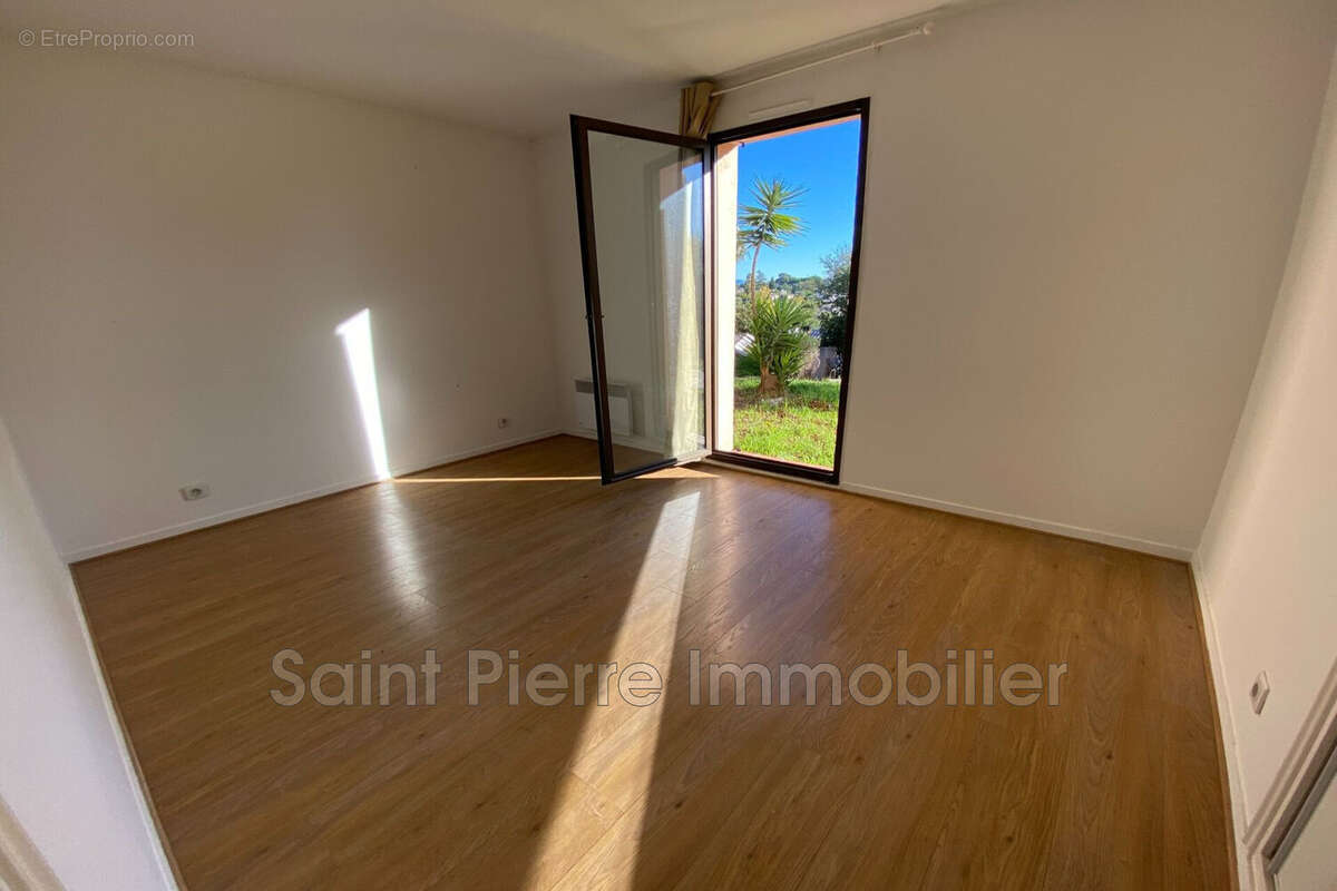 Maison à VILLENEUVE-LOUBET