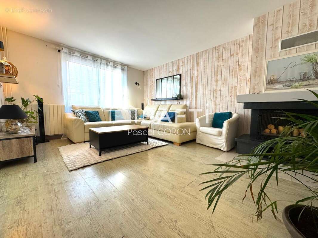 Photo 2 - Maison à MARSILLY