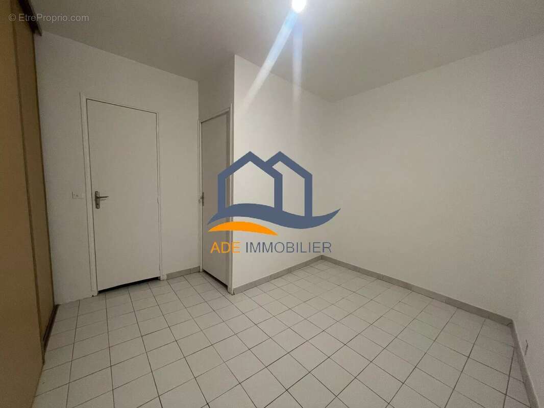 Appartement à EGUILLES