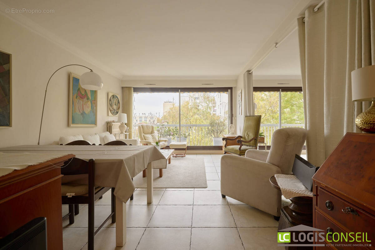 Appartement à BOURG-LA-REINE