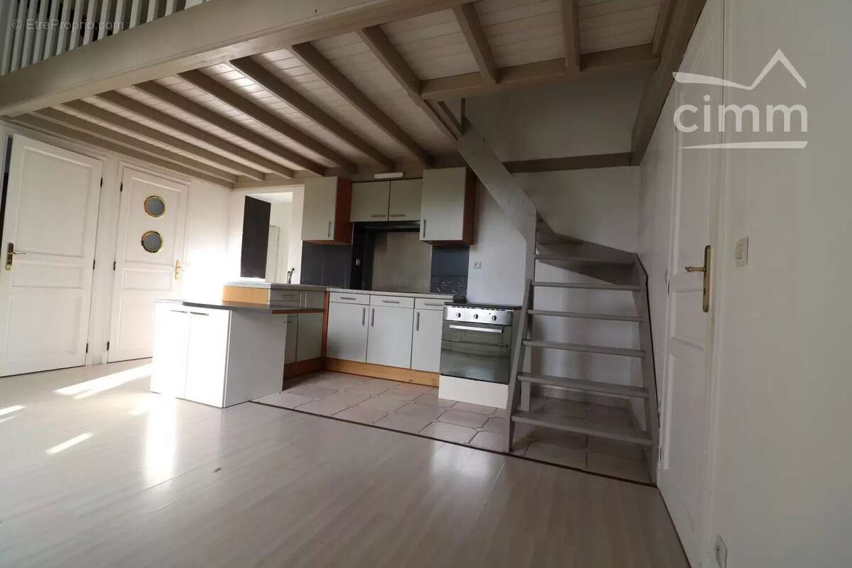 Appartement à COYE-LA-FORET