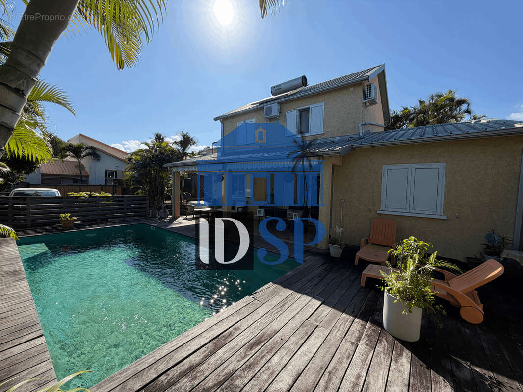 Maison avec piscine à la Plaine St Paul - photo 6