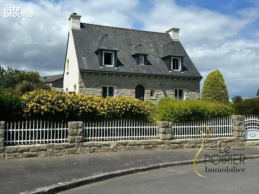 Maison à PLENEE-JUGON