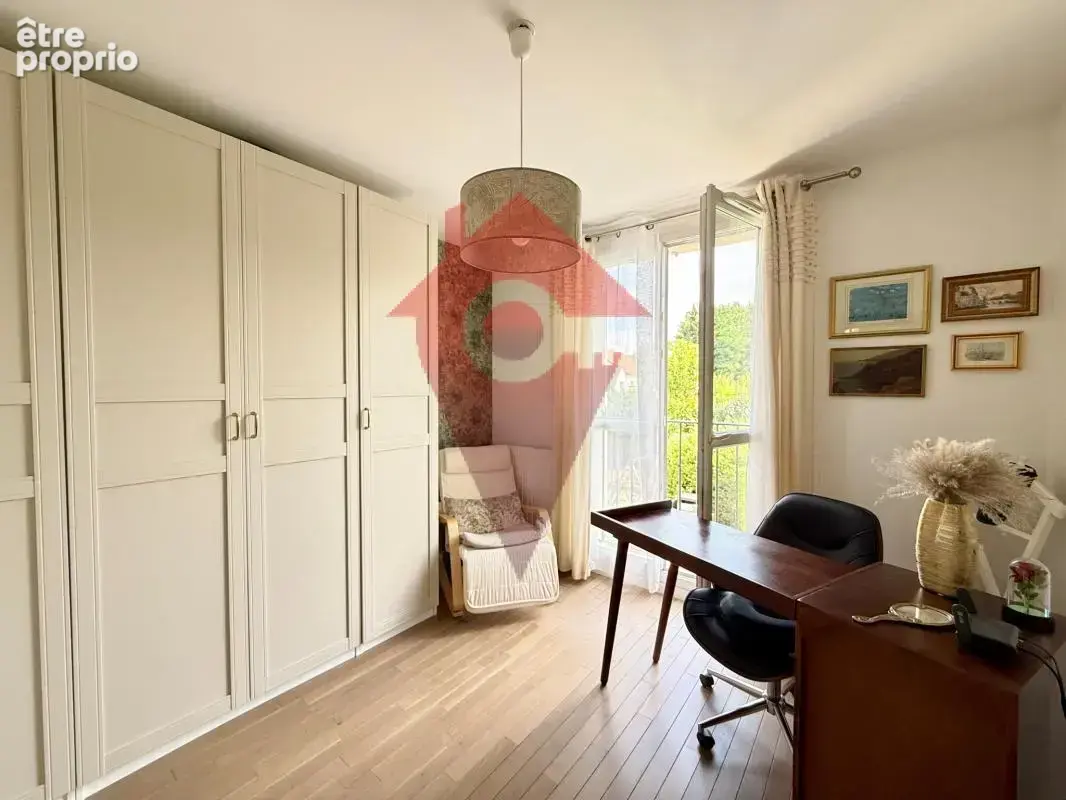 Maison familiale 4 chambres avec jardin et garage à Ecquevil - photo 14