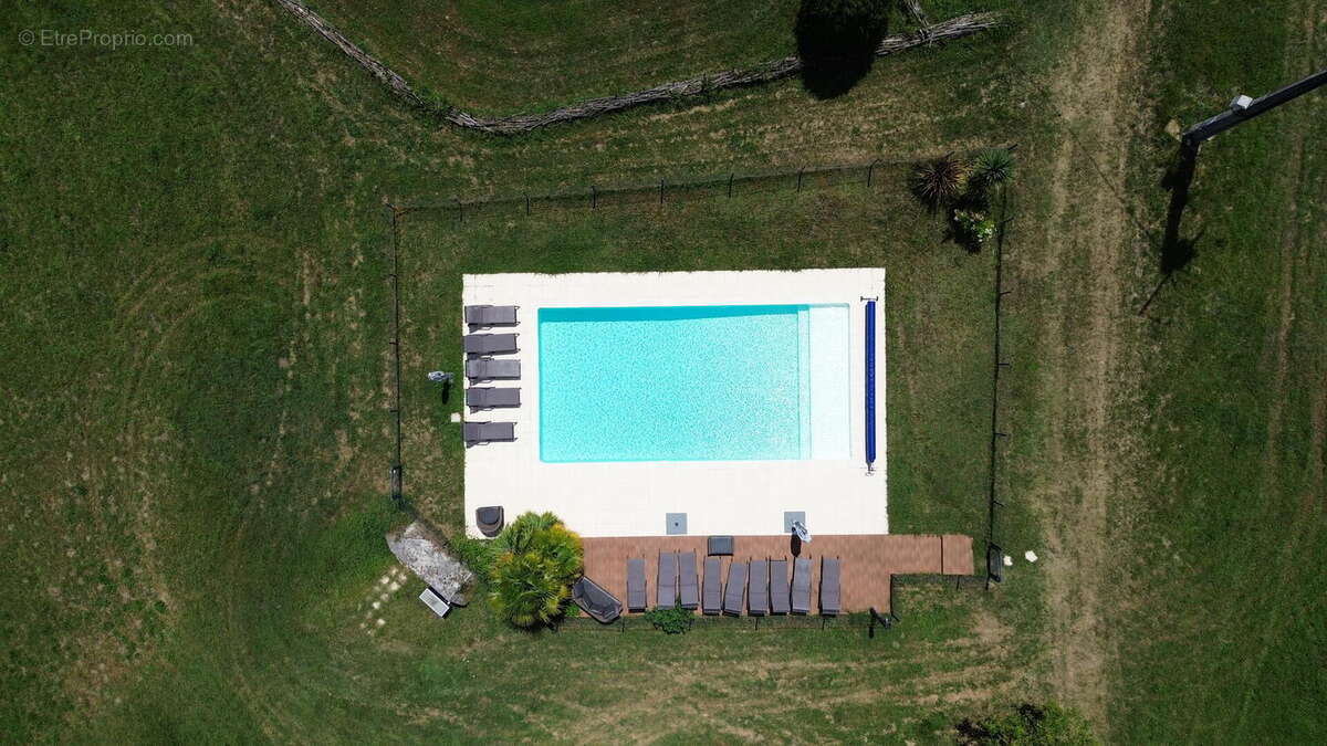 Vue panoramique et nature préservée – Domaine sur 20 hectares - photo 3