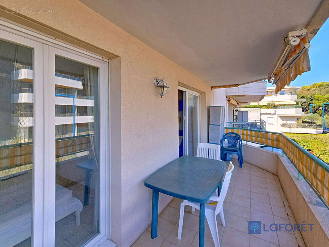 Appartement à VILLENEUVE-LOUBET