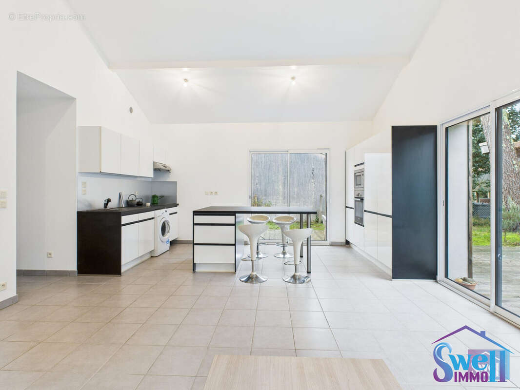 Maison à MOLIETS-ET-MAA