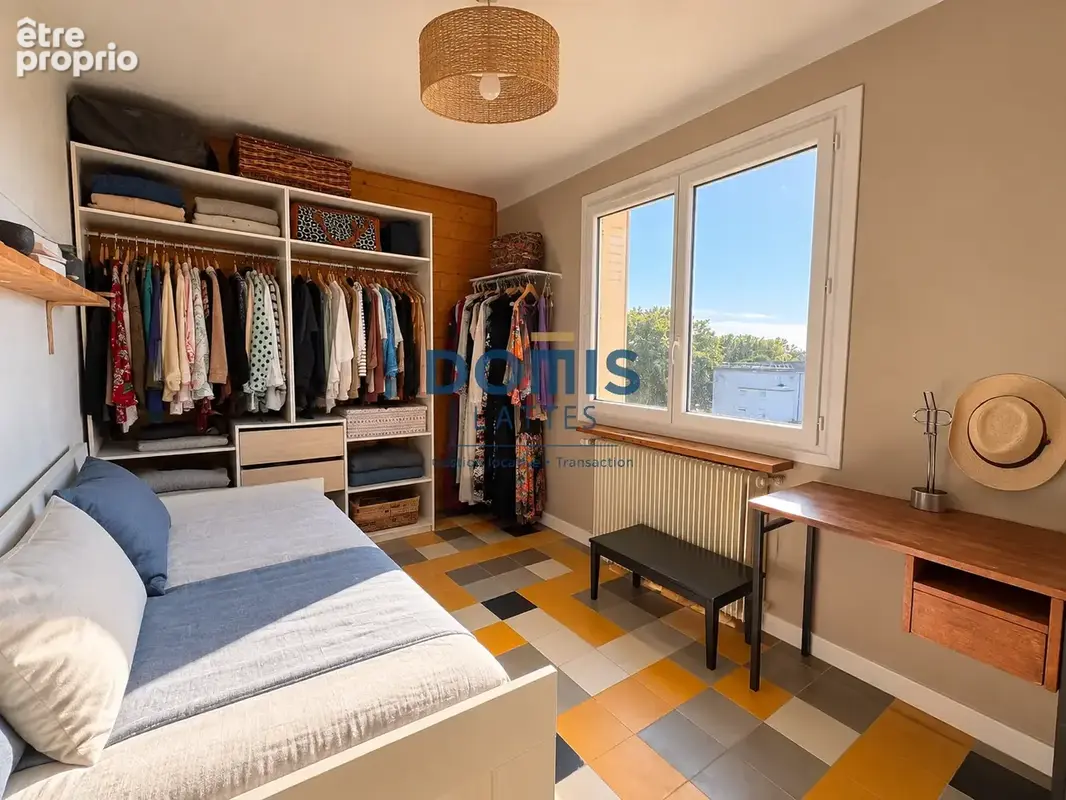 Montpellier Celleneuve   Appartement T4 traversant avec deux balcons, parking, cave, cellier - photo 7