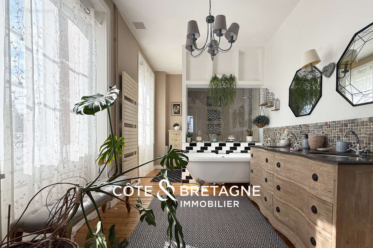 Maison à ETABLES-SUR-MER