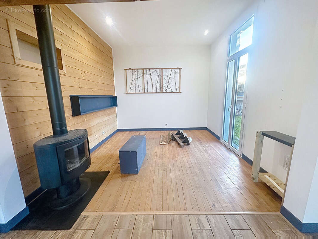 Maison à SAINT-MEDARD-EN-JALLES