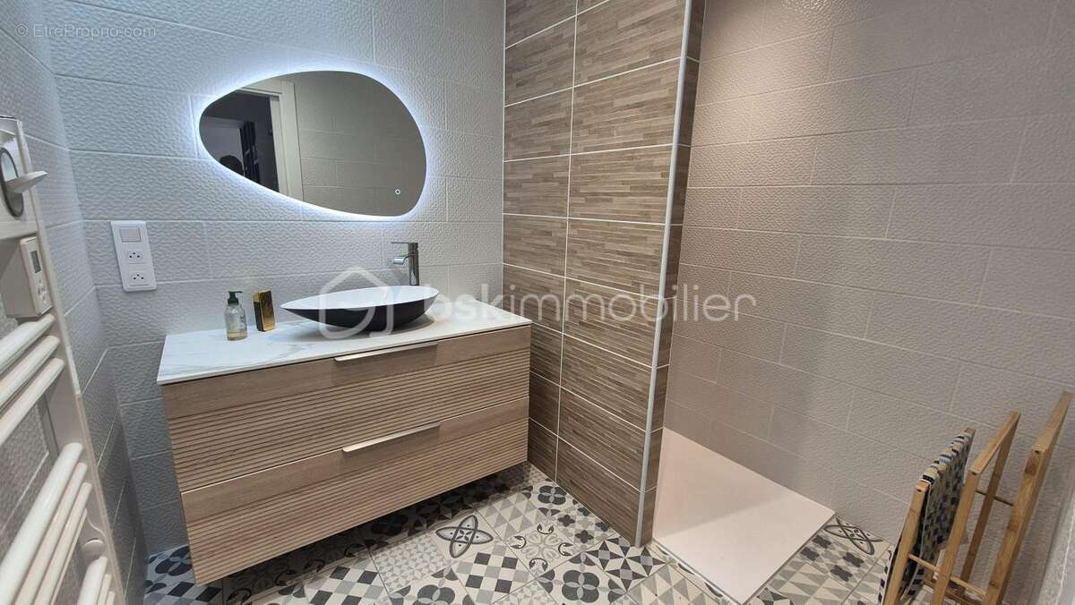 Maison à SAINT-CYPRIEN