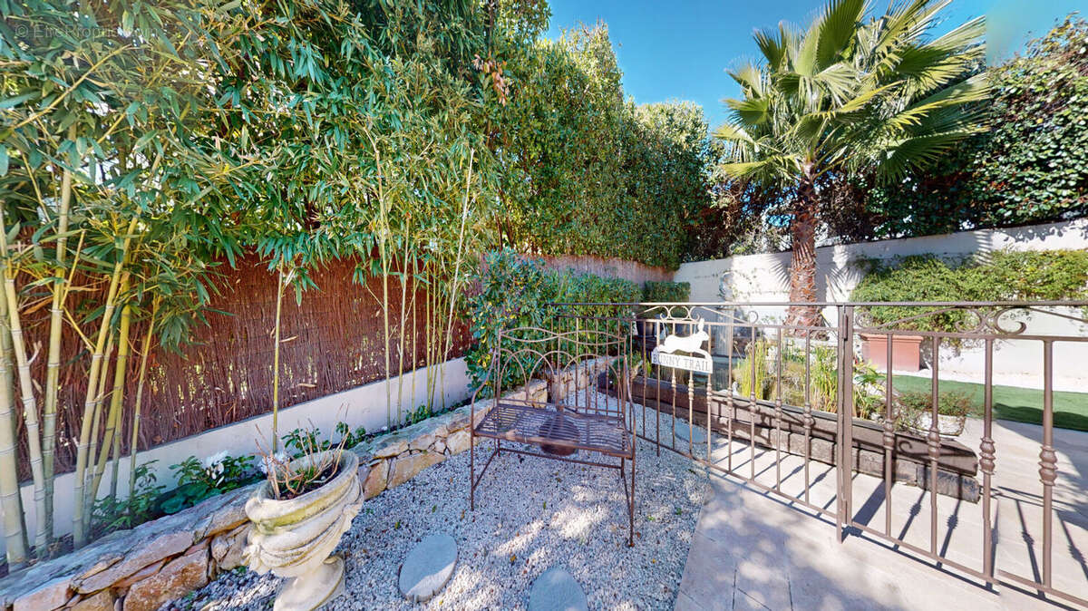 Maison à SAINT-RAPHAEL