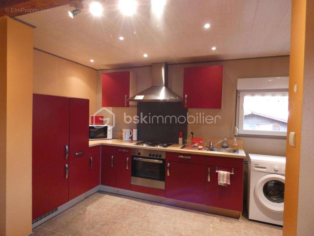 Commerce à FRESNES-EN-WOEVRE