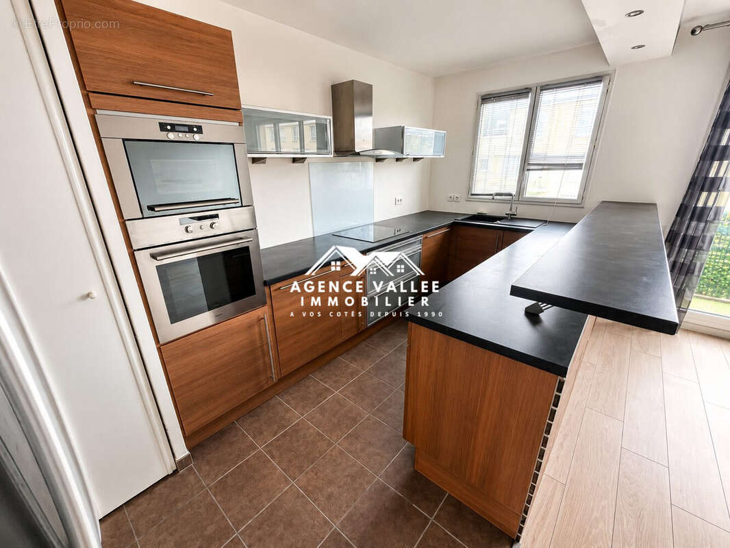 Appartement à CORBEIL-ESSONNES