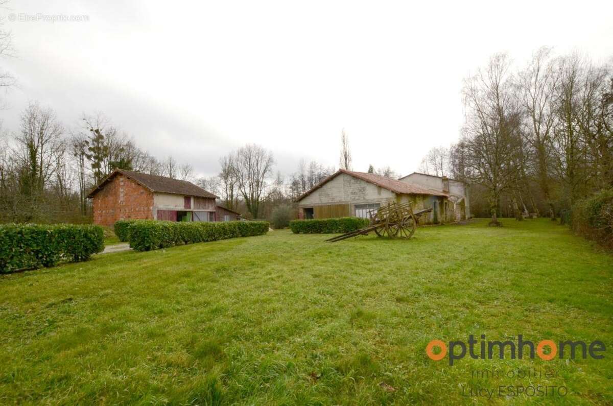 Propriété de 4 chambres au bord de la rivière à vendre - photo 56