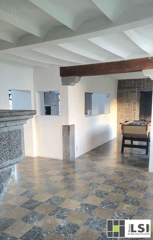 Maison à HON-HERGIES