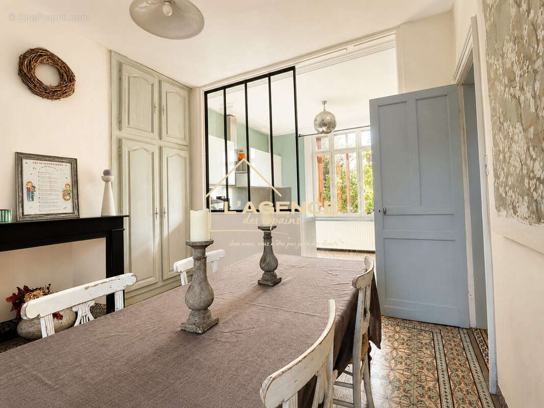 Maison à VIEUX-BERQUIN