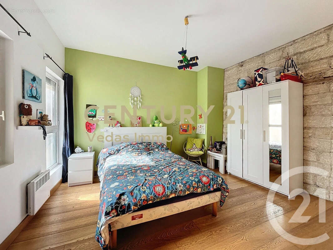 Maison à SAINT-JEAN-DE-VEDAS