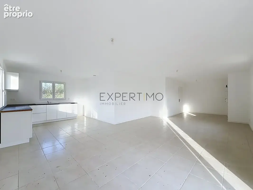 Maison de 2023 jamais habitée et à personnaliser, 3 chambres et 480 m2 de terrain - photo 6