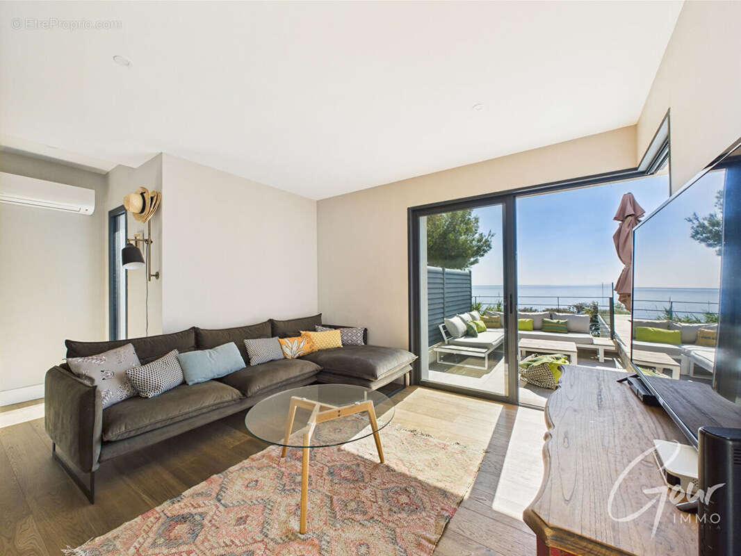Villa de luxe vue mer à Erbalunga, proche Bastia - photo 4
