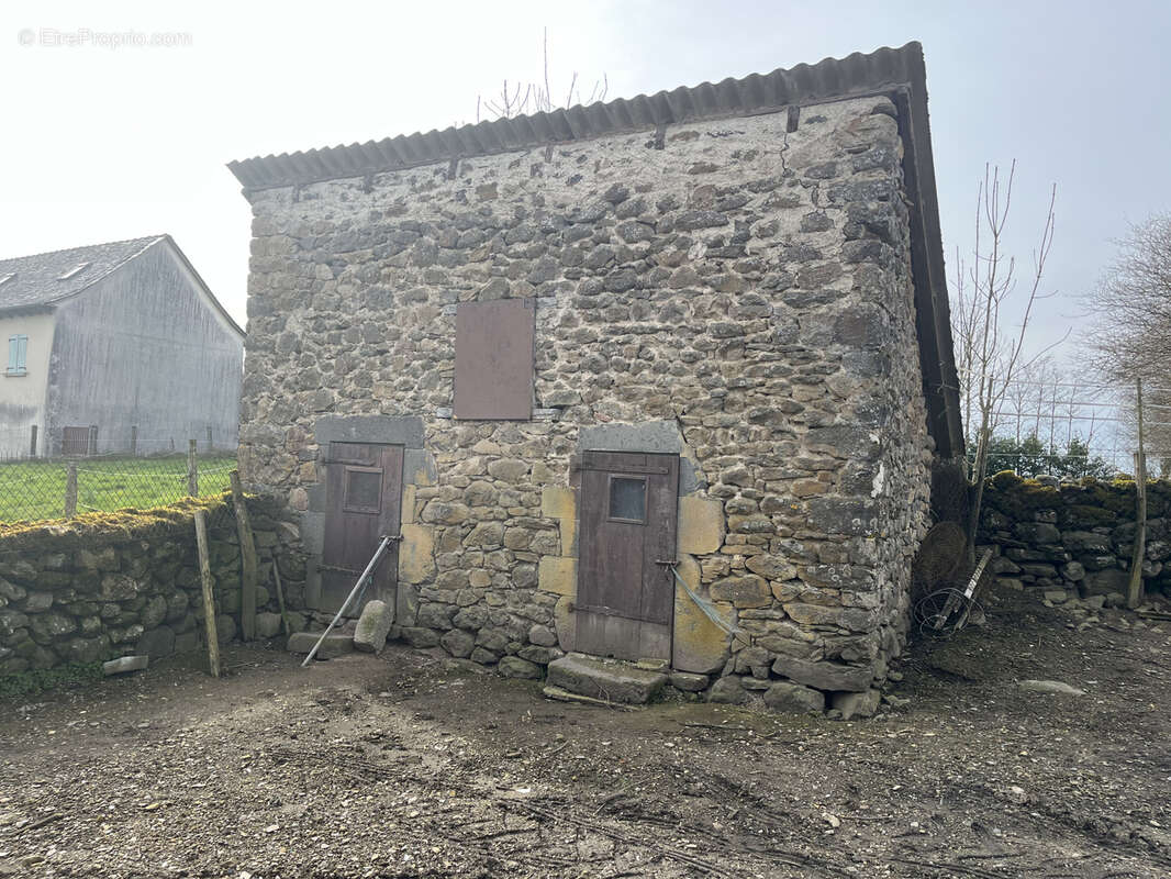 Maison à CHALVIGNAC