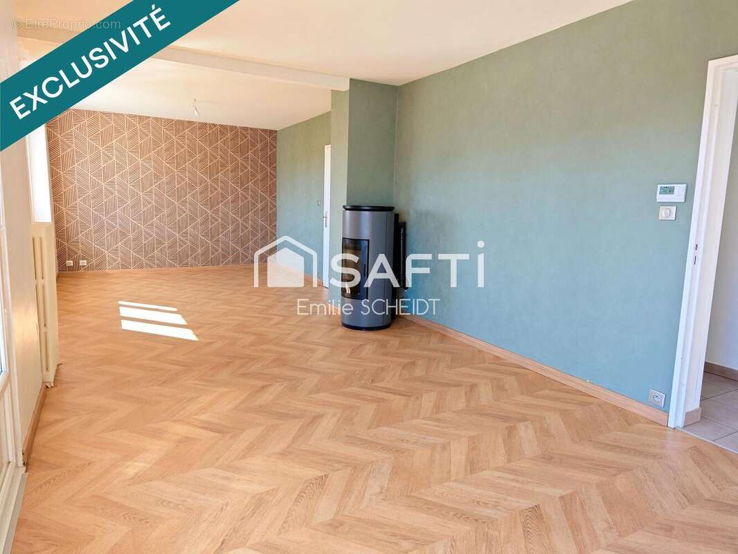 Maison 81 m² à Cuvry  - photo 2
