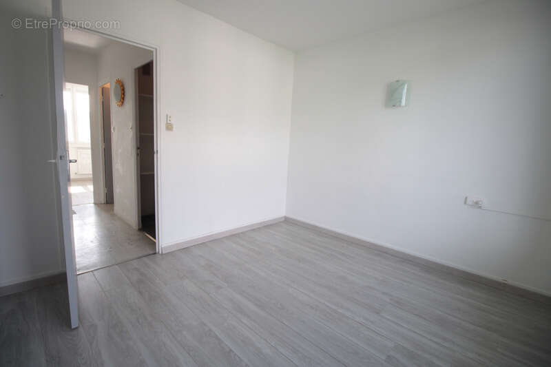 Appartement à LE PONT-DE-CLAIX