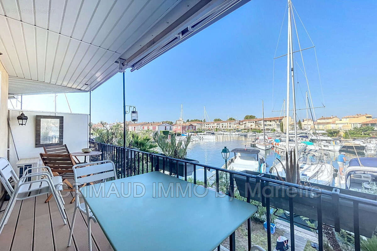 Appartement à GRIMAUD