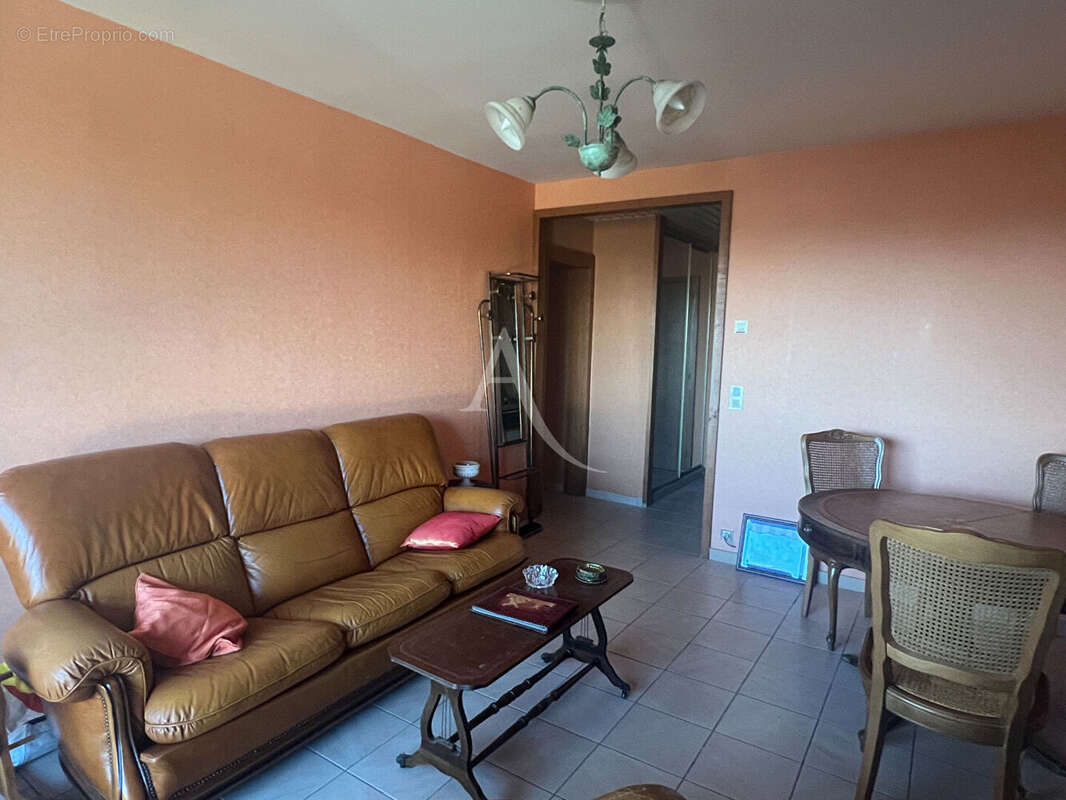 Appartement à MONTRICHARD