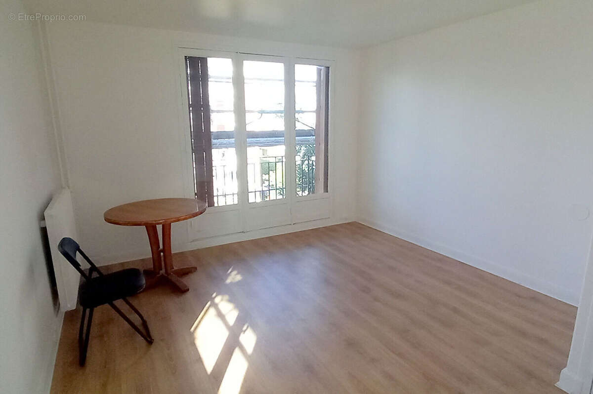 Appartement à BONDY