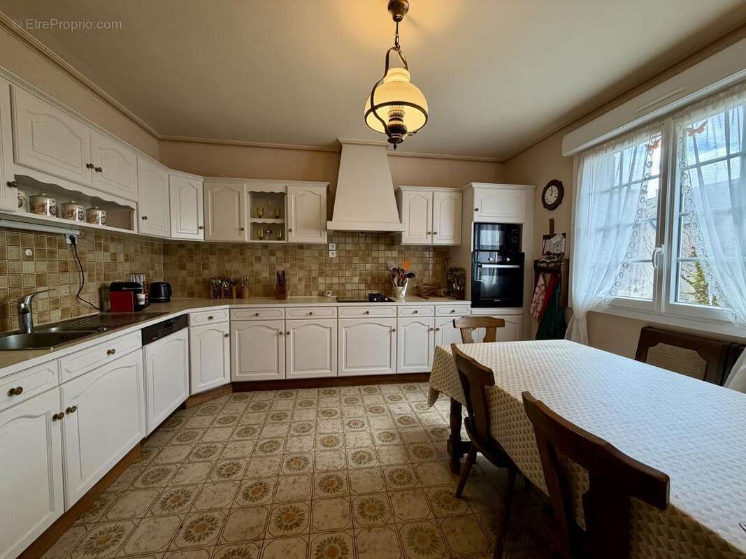 Maison à PLOUGONVEN