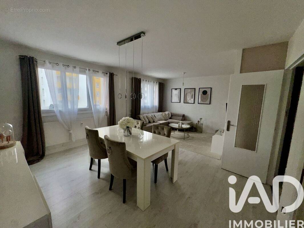 Photo 1 - Appartement à SAINT-ETIENNE