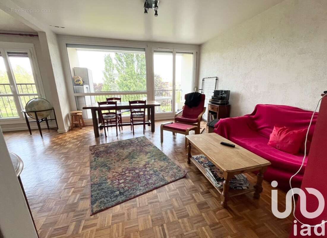 Photo 6 - Appartement à VILLECRESNES