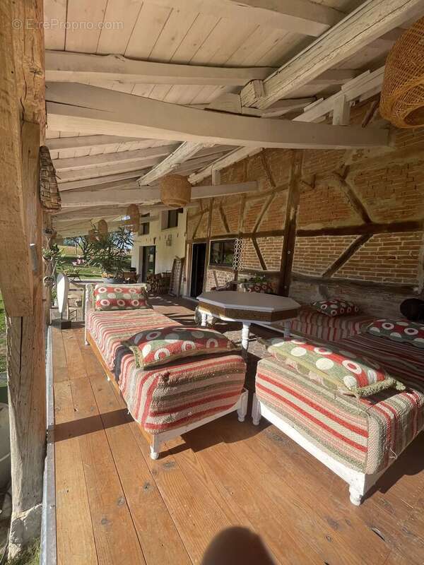 Maison à VARENNES-SAINT-SAUVEUR