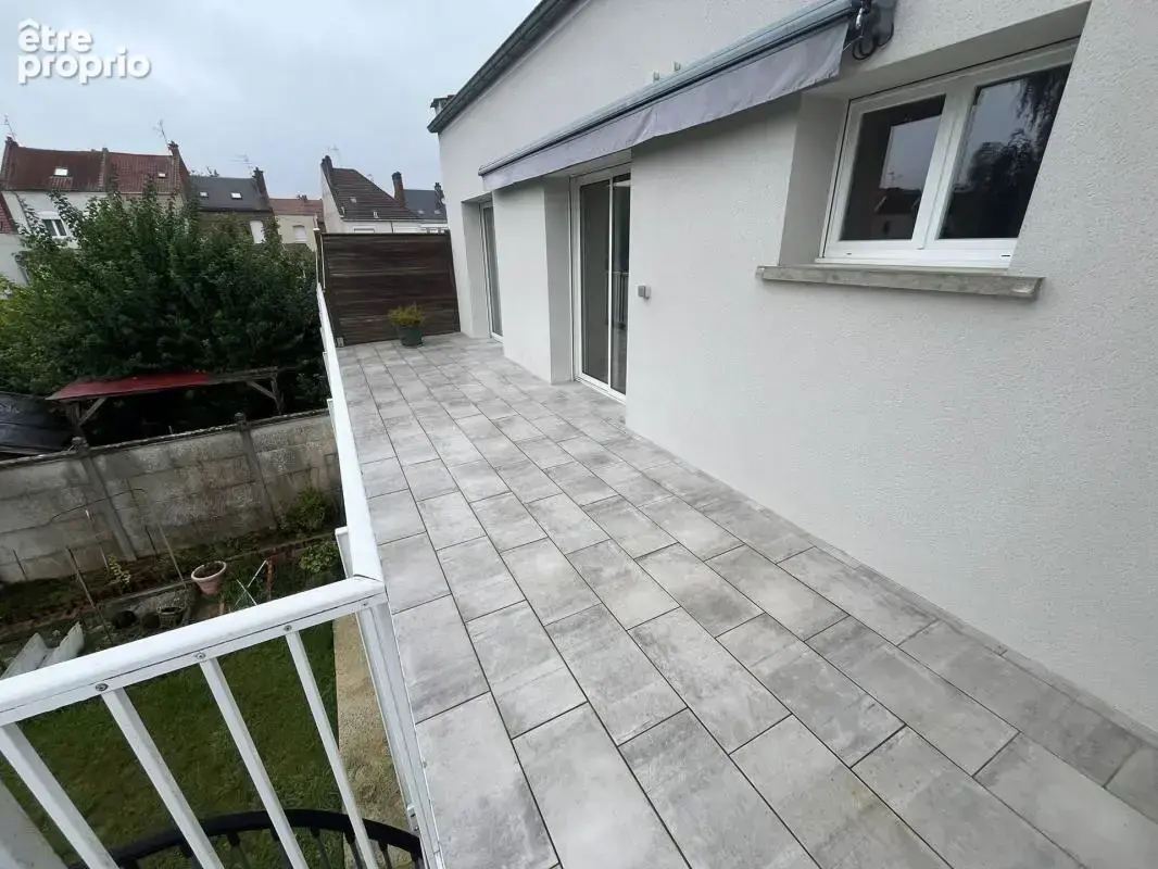  Superbe maison familiale de 156 m² – 3 chambres, jardin, 2 grands garages - photo 12