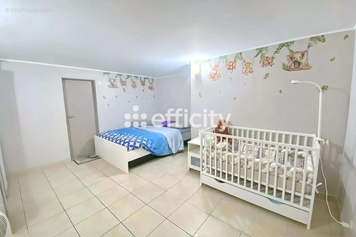 Maison à LIVRY-GARGAN