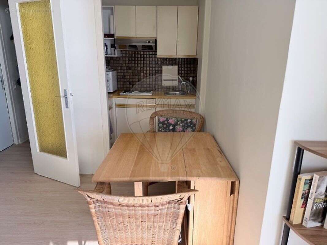 Appartement à VAUX-SUR-MER