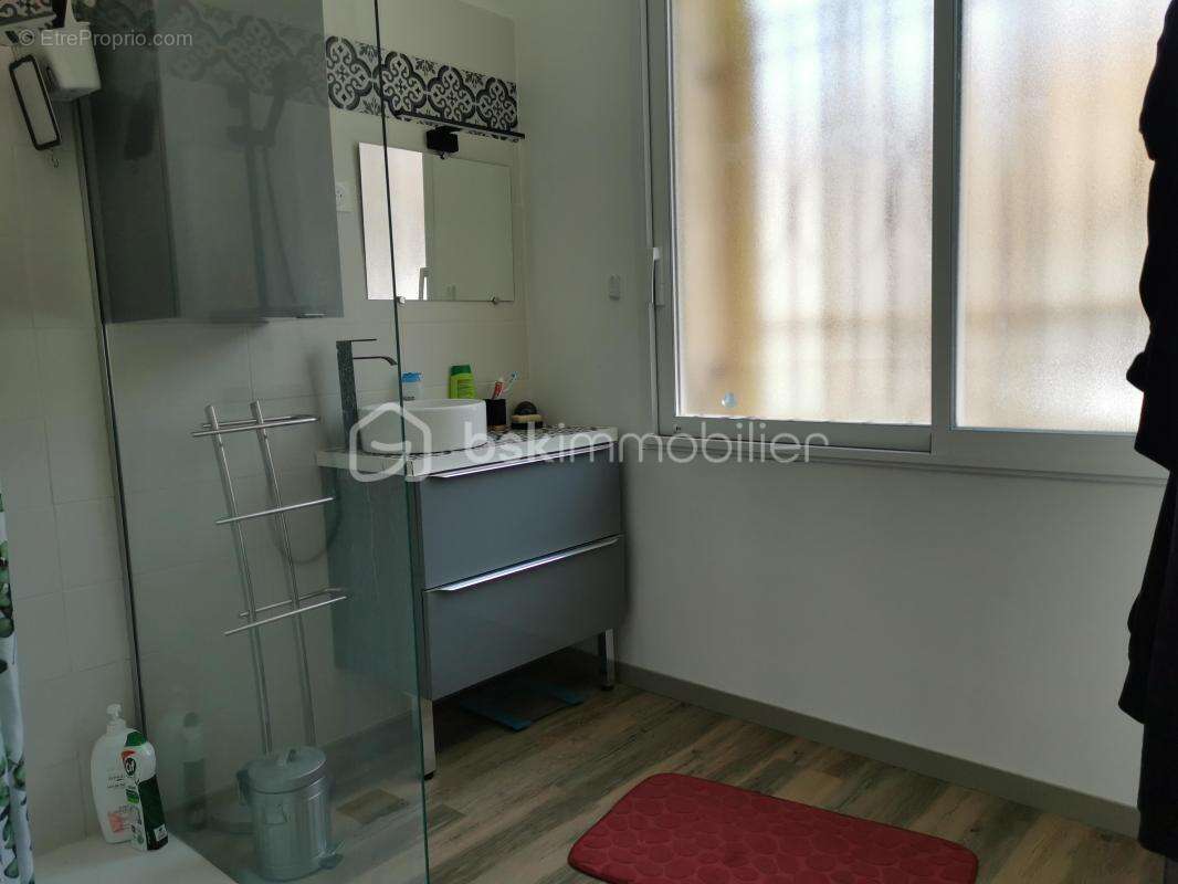 Maison à SAINT-ESTEVE