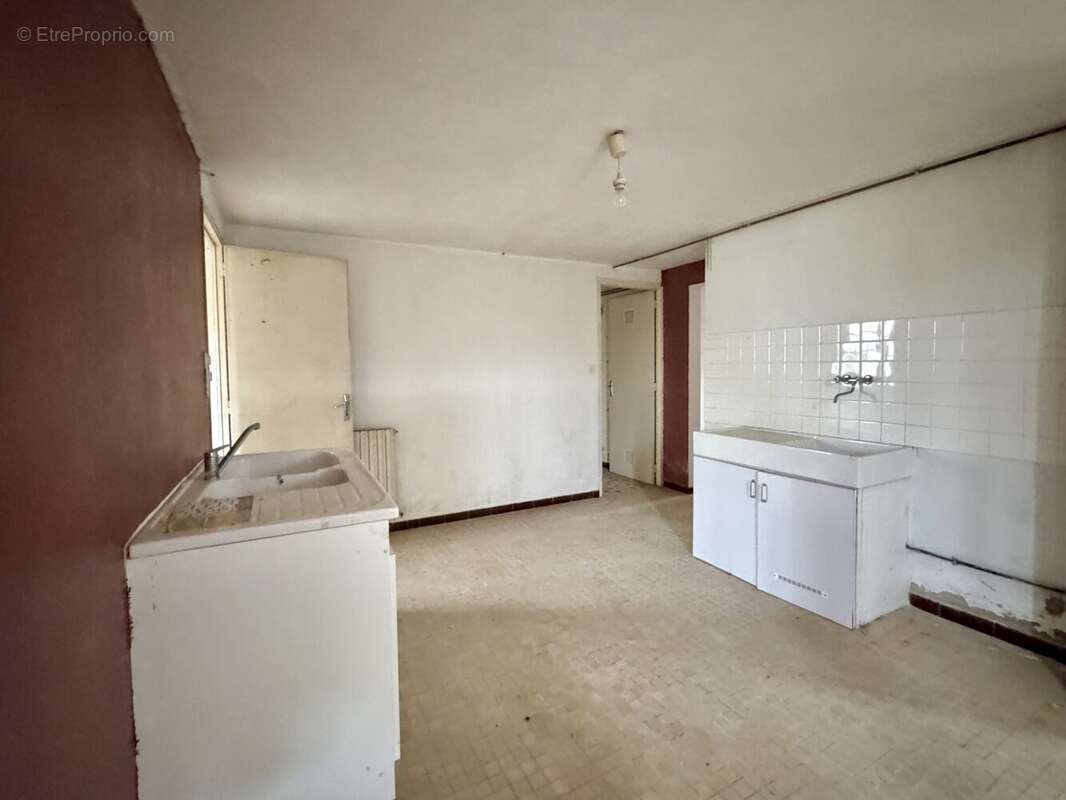 Cuisine - Maison à SAINT-HILAIRE-DE-RIEZ