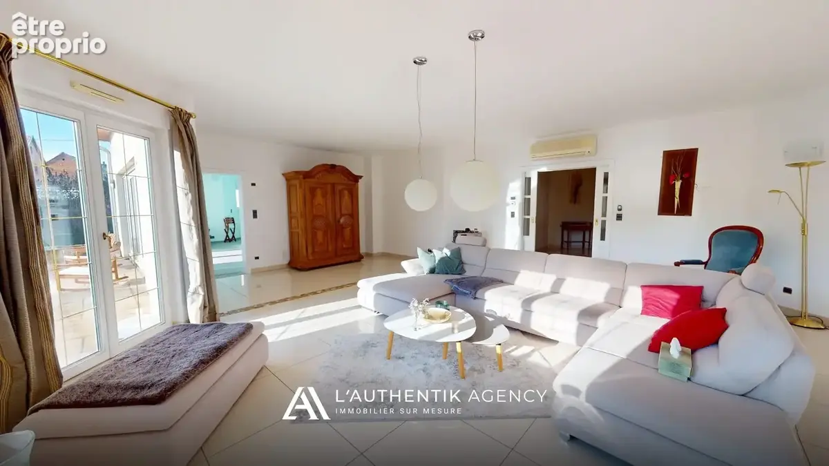 Maison 8 pièces 366 m² à vendre à Berstett (67370) - photo 2