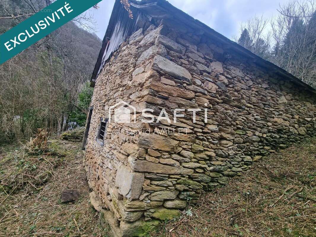 Maison 45 m² à Couflens  - photo 9