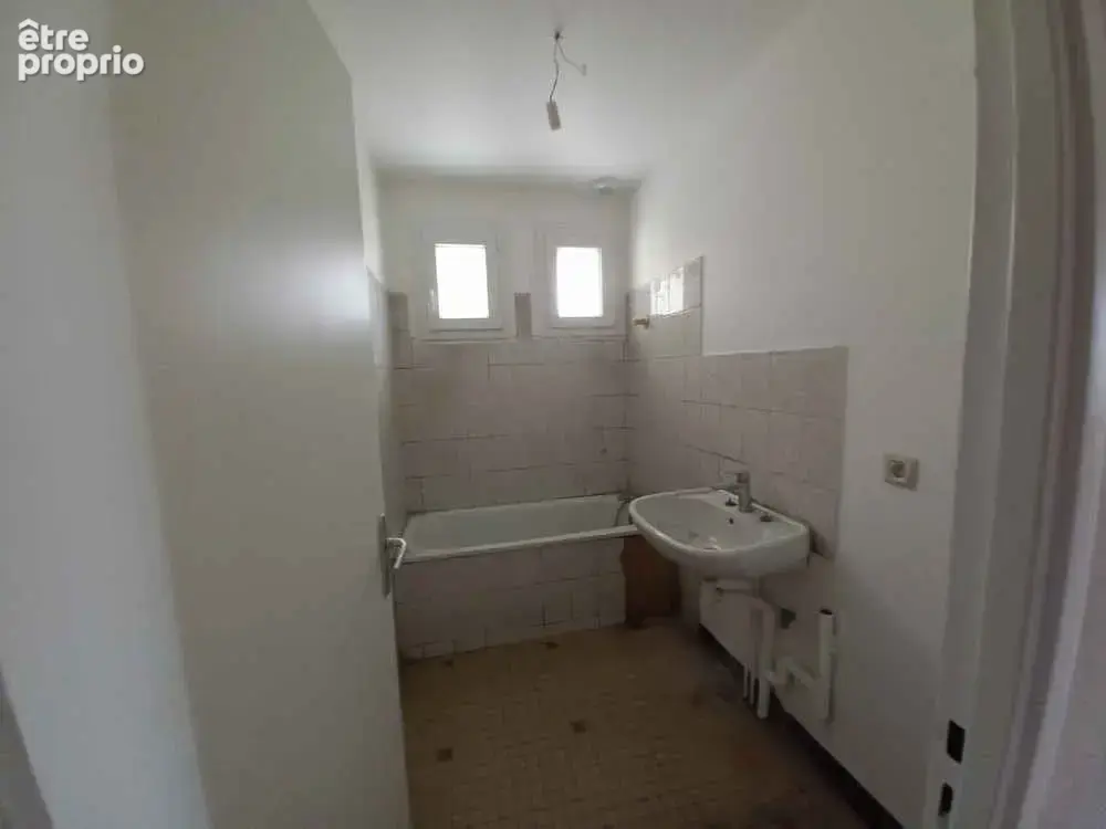 Maison individuelle 6 pièces – 101 m² avec jardin de 2249 m² à jallanges - photo 2