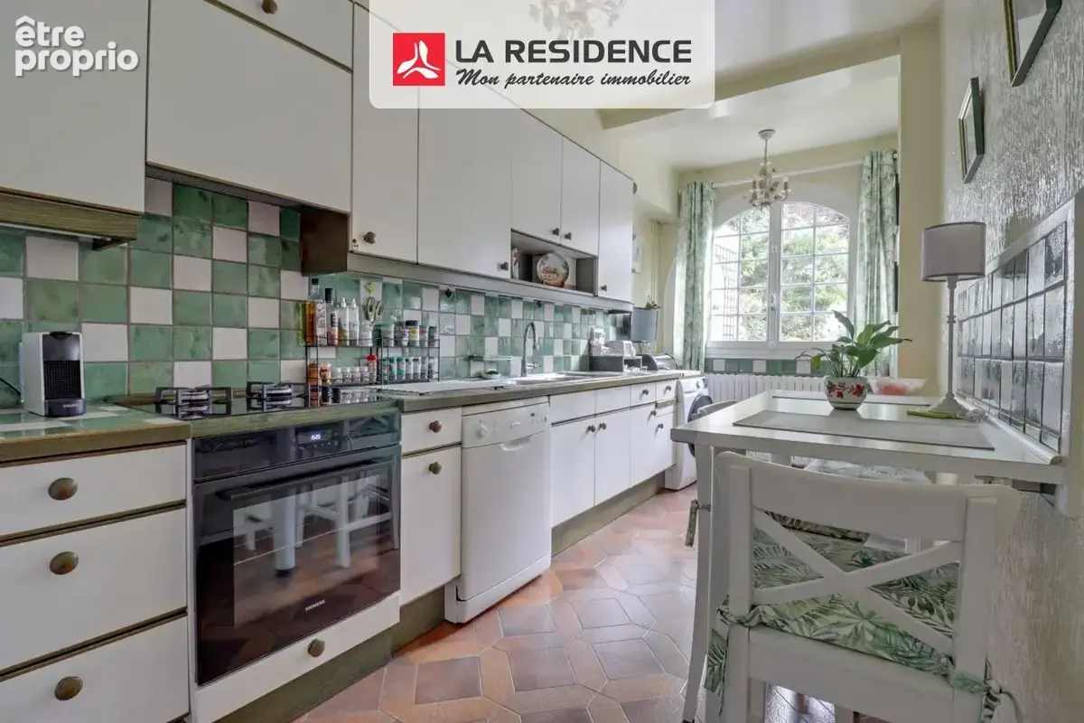 Maison 5 pièces 130 m² à vendre à Chatou (78400) - photo 8
