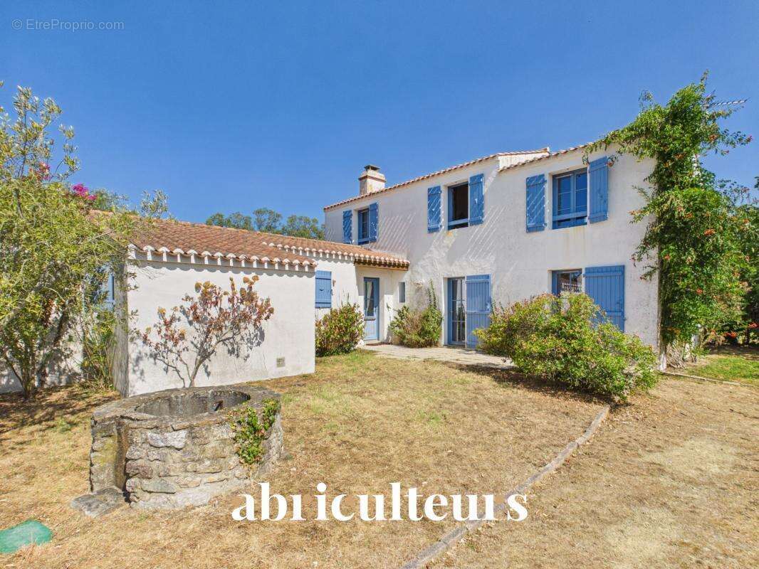 Maison familiale de 7 chambres en vente à Noirmoutier-en-l’Île (85330) - photo 2