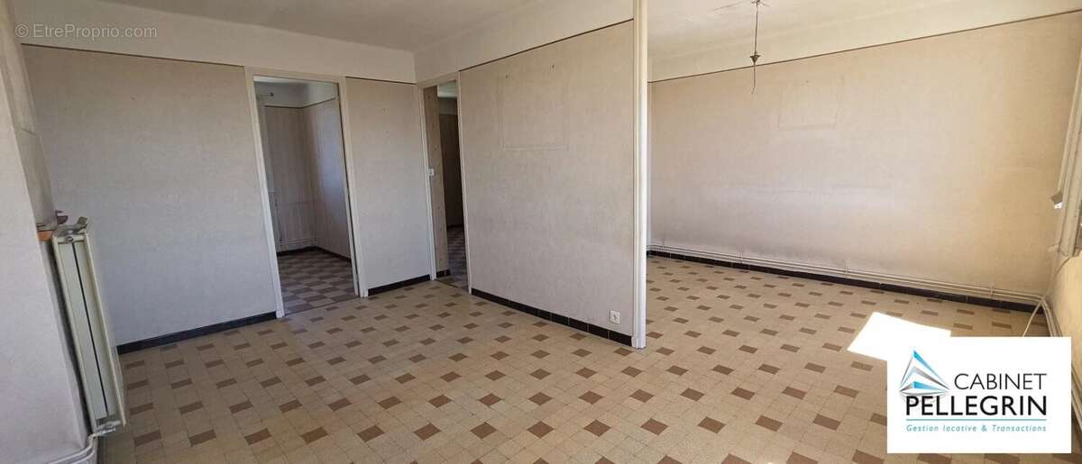 Appartement à MARSEILLE-8E